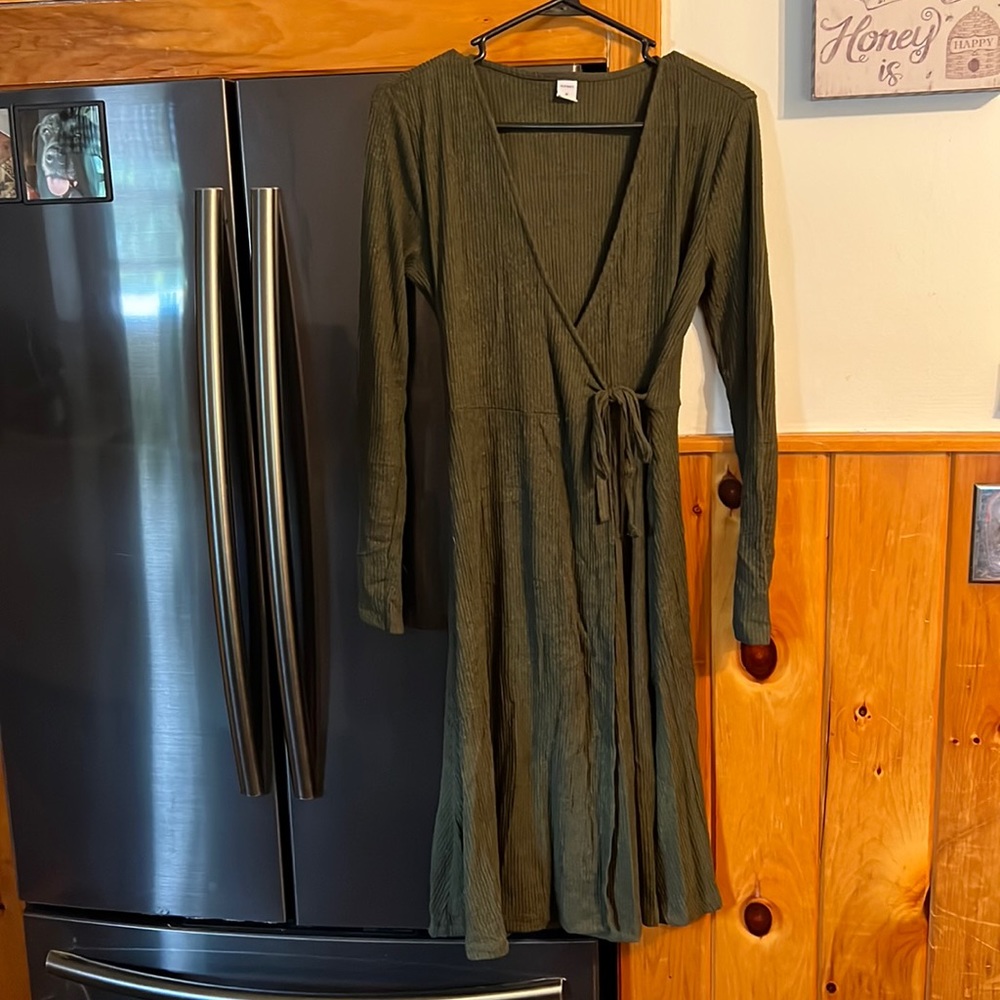 Old navy wrap dress
